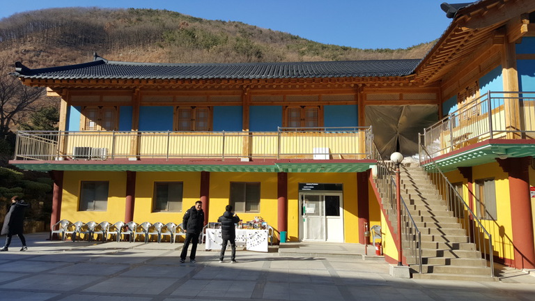 의령 수암사 창사 1주년 축하 오찬 출장뷔페 진행 하였습니다.