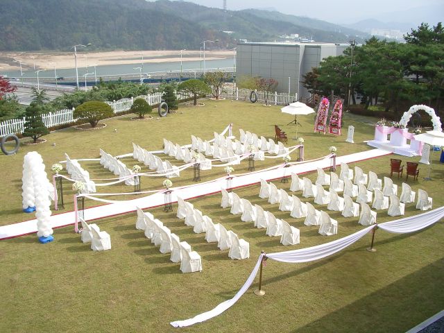 야외결혼식 셋팅 