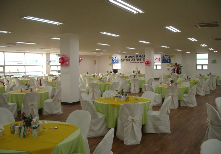 공장 준공식 행사 